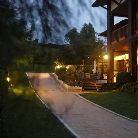 2 Habit, Sala, Terraza, Jardin, Parking Gratis *