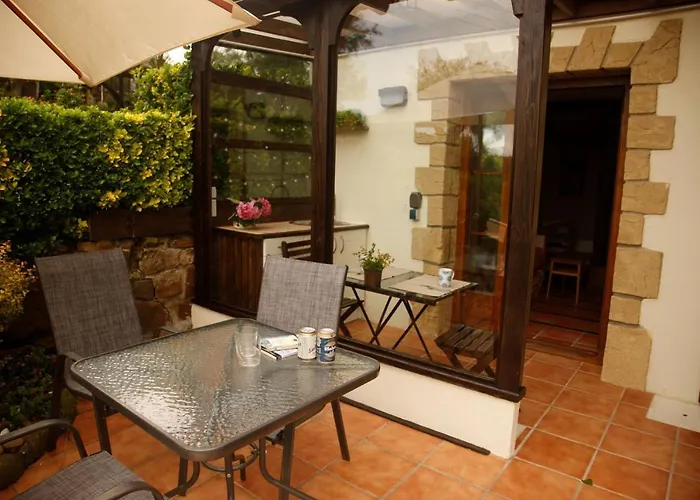 2 Habit, Sala, Terraza, Jardin, Parking Gratis