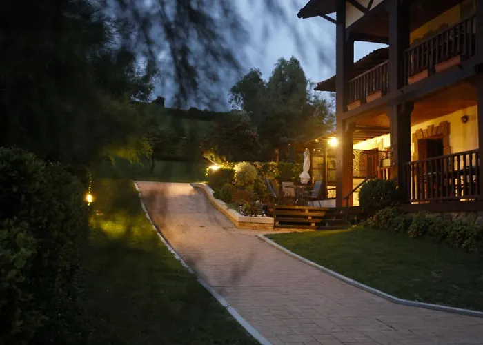 2 Habit, Sala, Terraza, Jardin, Parking Gratis *