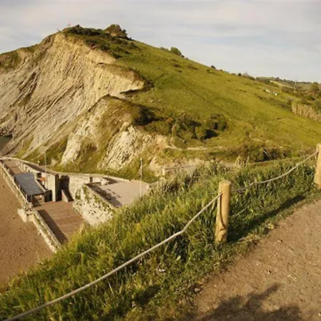 2 Habit, Sala, Terraza, Jardin, Parking Gratis Διαμέρισμα