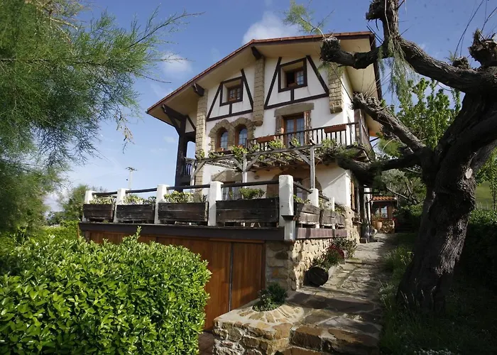 2 Habit, Sala, Terraza, Jardin, Parking Gratis Zumaia