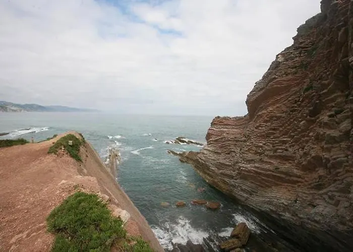 2 Habit, Sala, Terraza, Jardin, Parking Gratis Apartamento