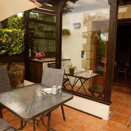 2 Habit, Sala, Terraza, Jardin, Parking Gratis